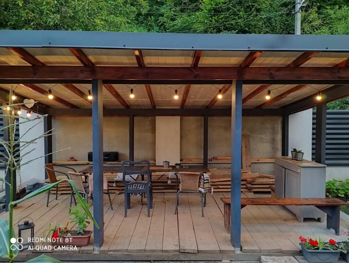 Flat In Cottage Close To The Centre Parking, Wifi, Bbq Lviv Exterior photo
